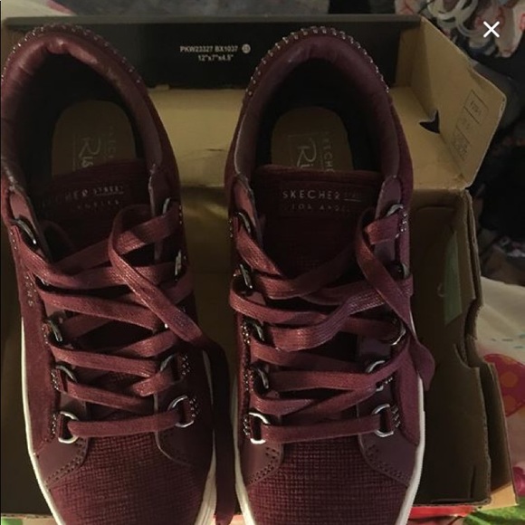 Skechers Shoes - Never Worn Skechers Women’s Shoes Size 6.5